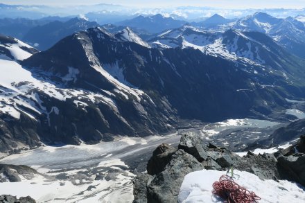 Ledenik Pasterza se krajša povprečno več kot 10 m na leto